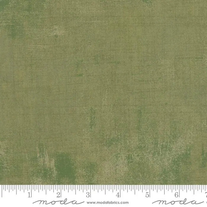 Green Grunge Basics Vert 44"/45" Per Yard