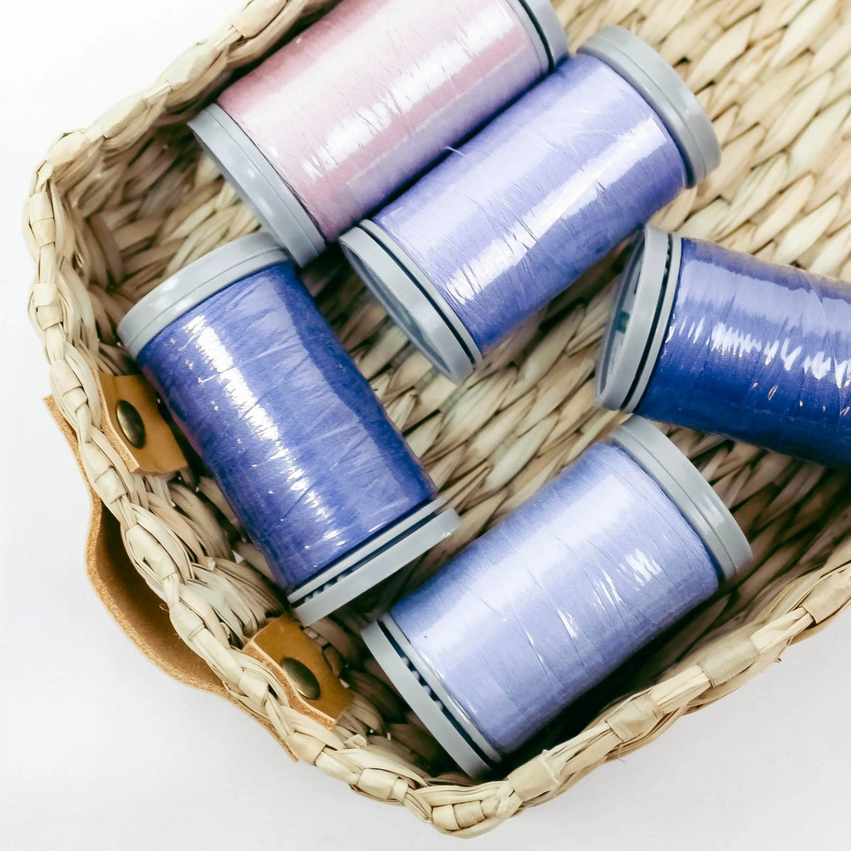 Quilters Select Thread - Tube of 5 colors 400M - PURRFECT PINK CHRYSANTHEMUM AREFEL PLUSH PURPLE PRINCE